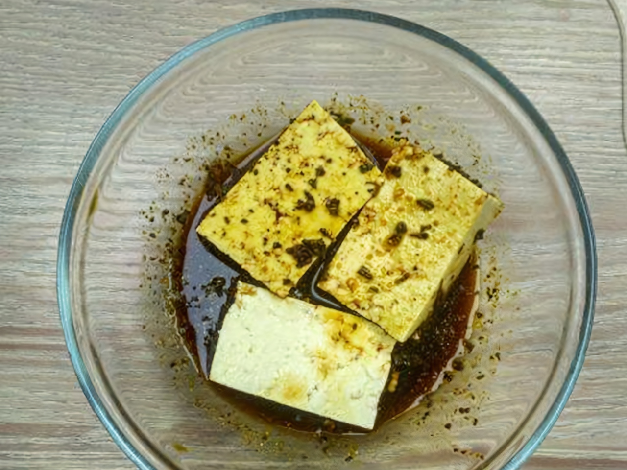 Tofu Marinated in Garlic, Cilantro, and Lemon Juice