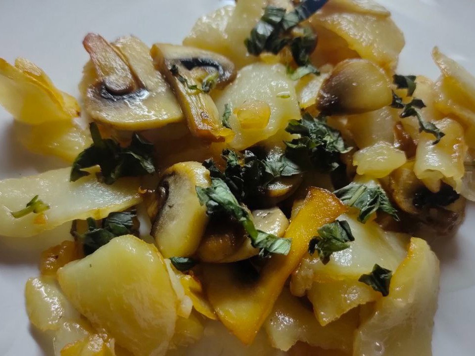 Roasted Jerusalem Artichokes with Mushrooms