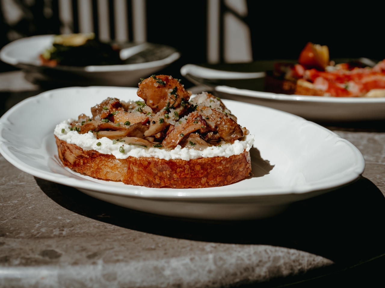 Toast with Mushrooms and Parmesan