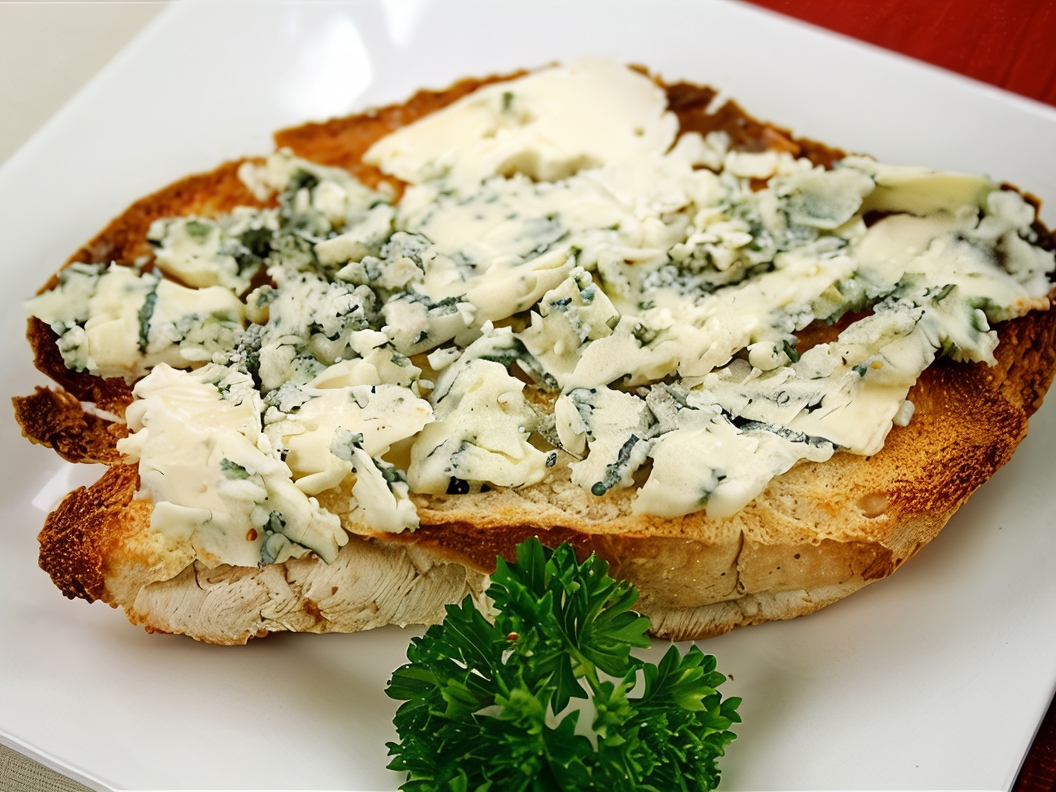 Toasts with Parmesan, Blue Cheese, and Green Onions