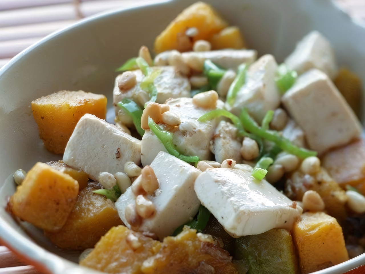 Stewed Pumpkin with Pine Nuts and Tofu