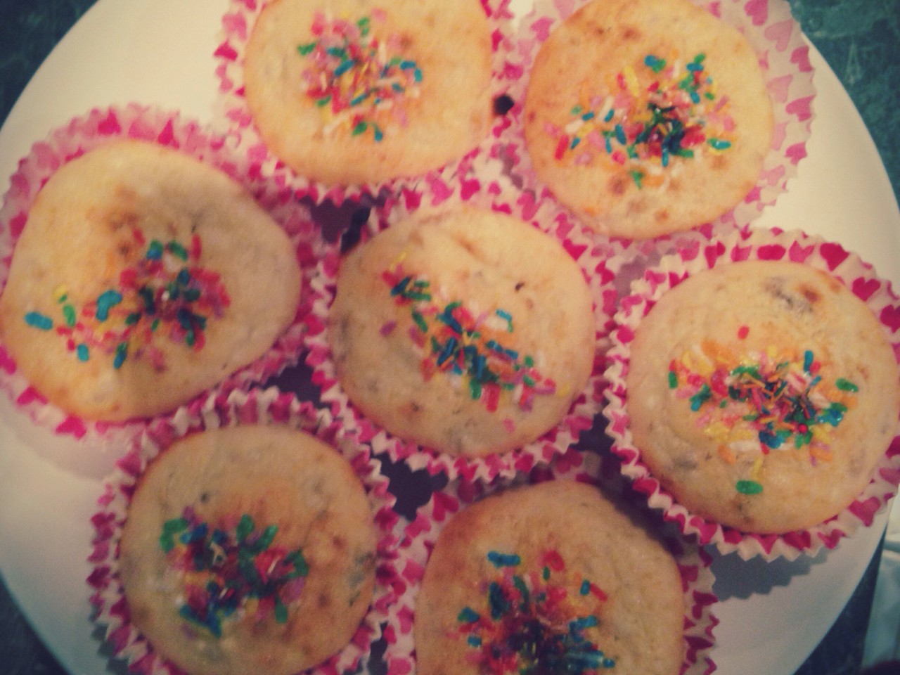 Cottage Cheese Banana Muffins with Kiwi