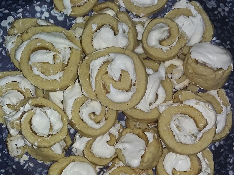 Cottage Cheese Cookies with Cream