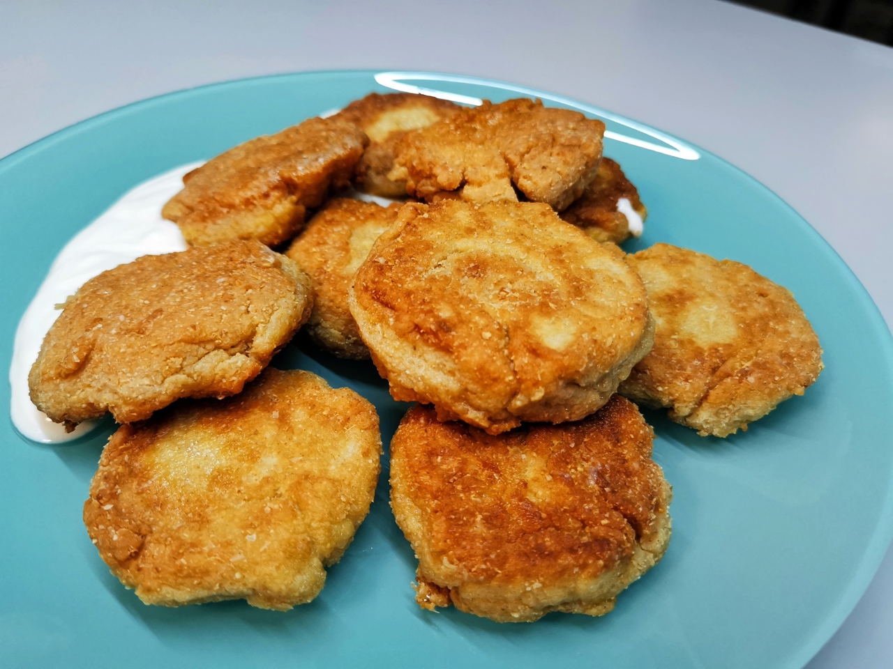 Cottage Cheese Pies Made with Oat Flour