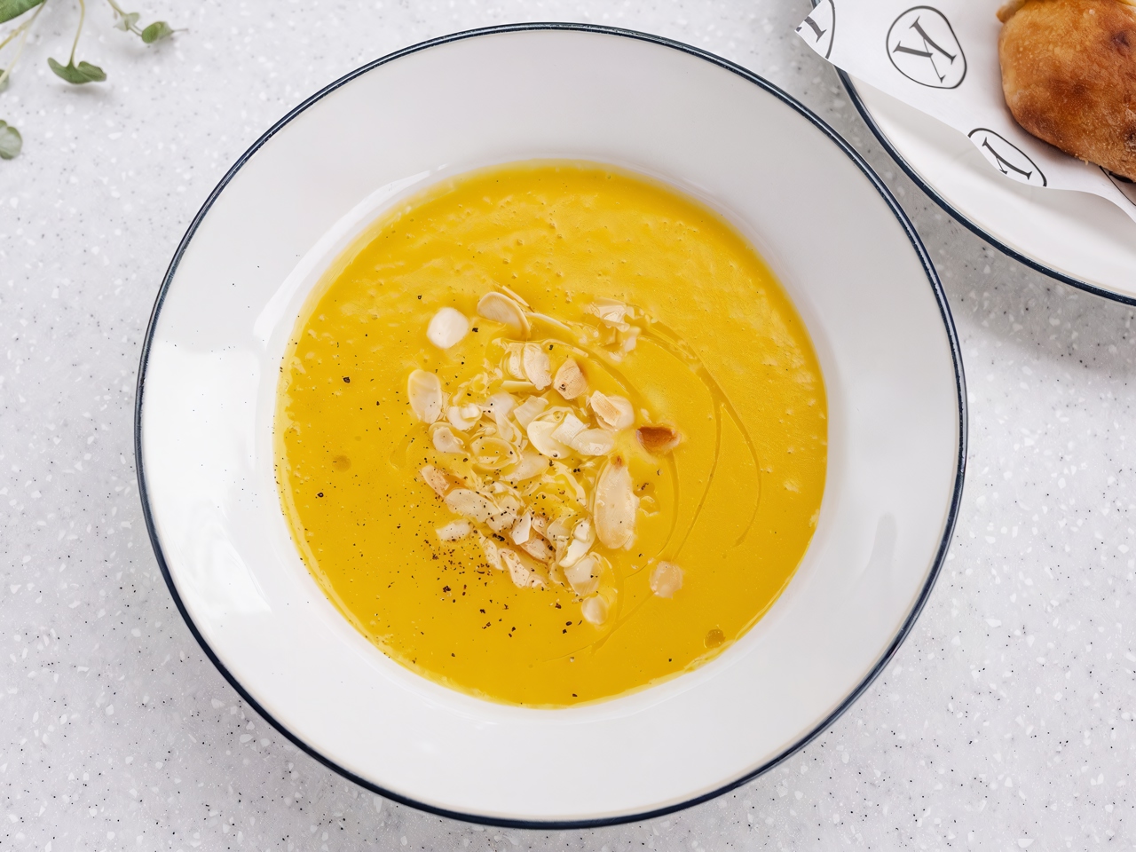 Pumpkin Soup with Coconut and Almond