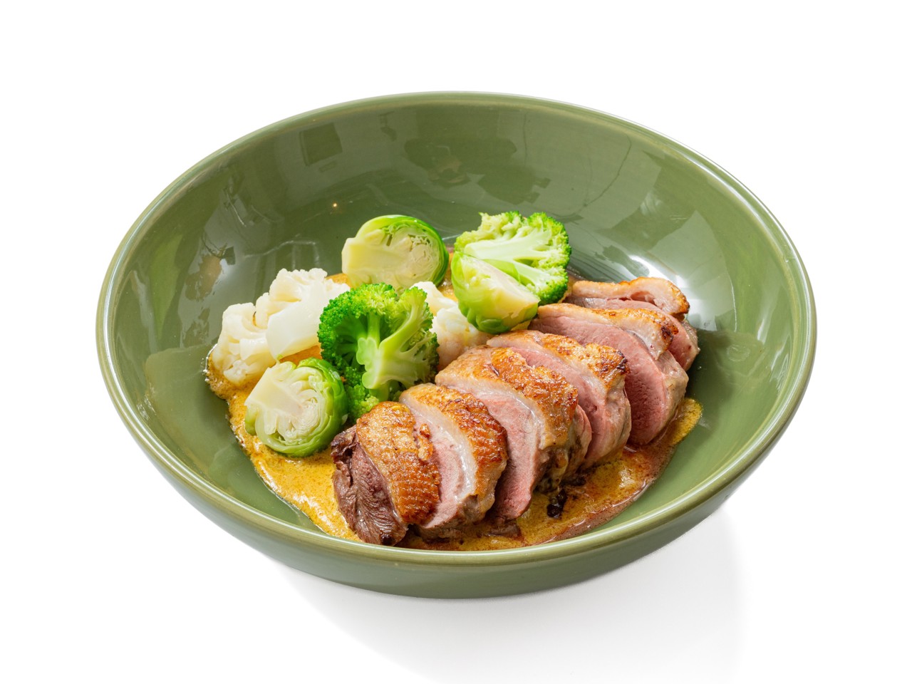 Duck with Three Types of Cabbage and Curry Sauce