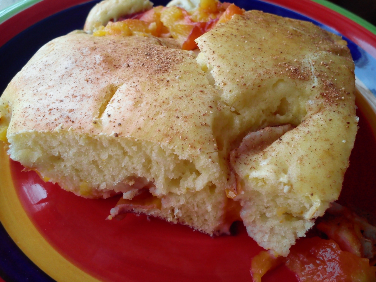 Vanilla Cake with Peach and Banana