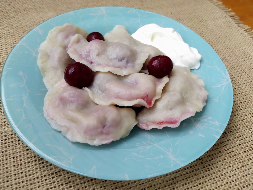 Dumplings with Cherry
