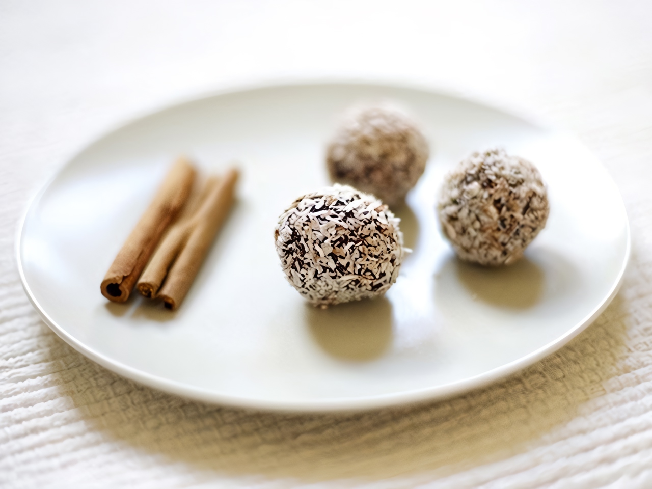 Vegetarian Dried Fruit Balls