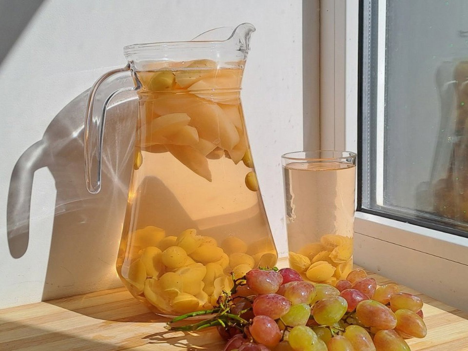 Grape Compote for Winter with Apple and Cinnamon Without Sterilization