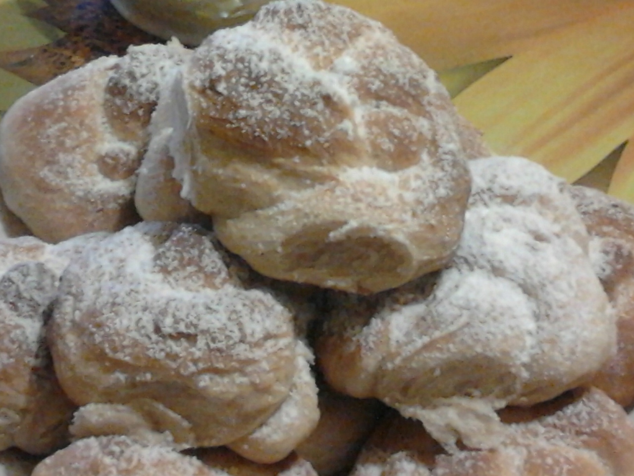 Apple-Honey Twists