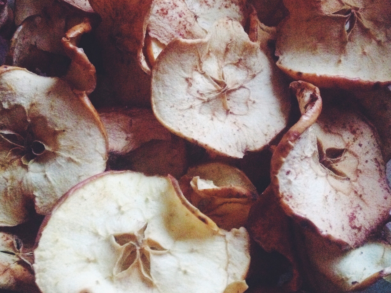 Apple Chips with Cumin