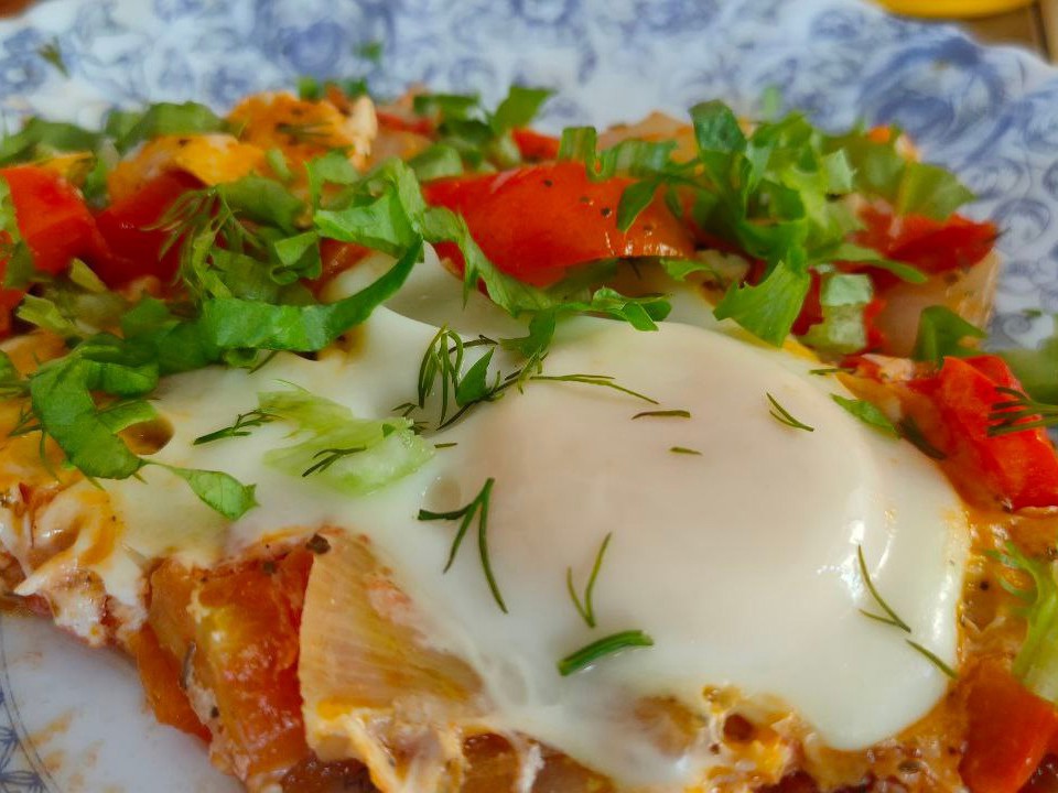 Eggs for Breakfast like Shakshuka