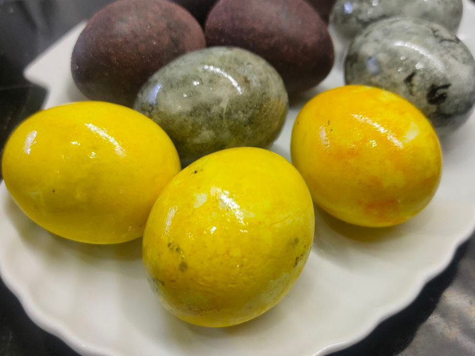 Turmeric-Dyed Eggs