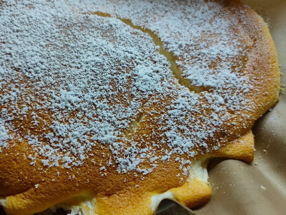 Flourless Yogurt Cake
