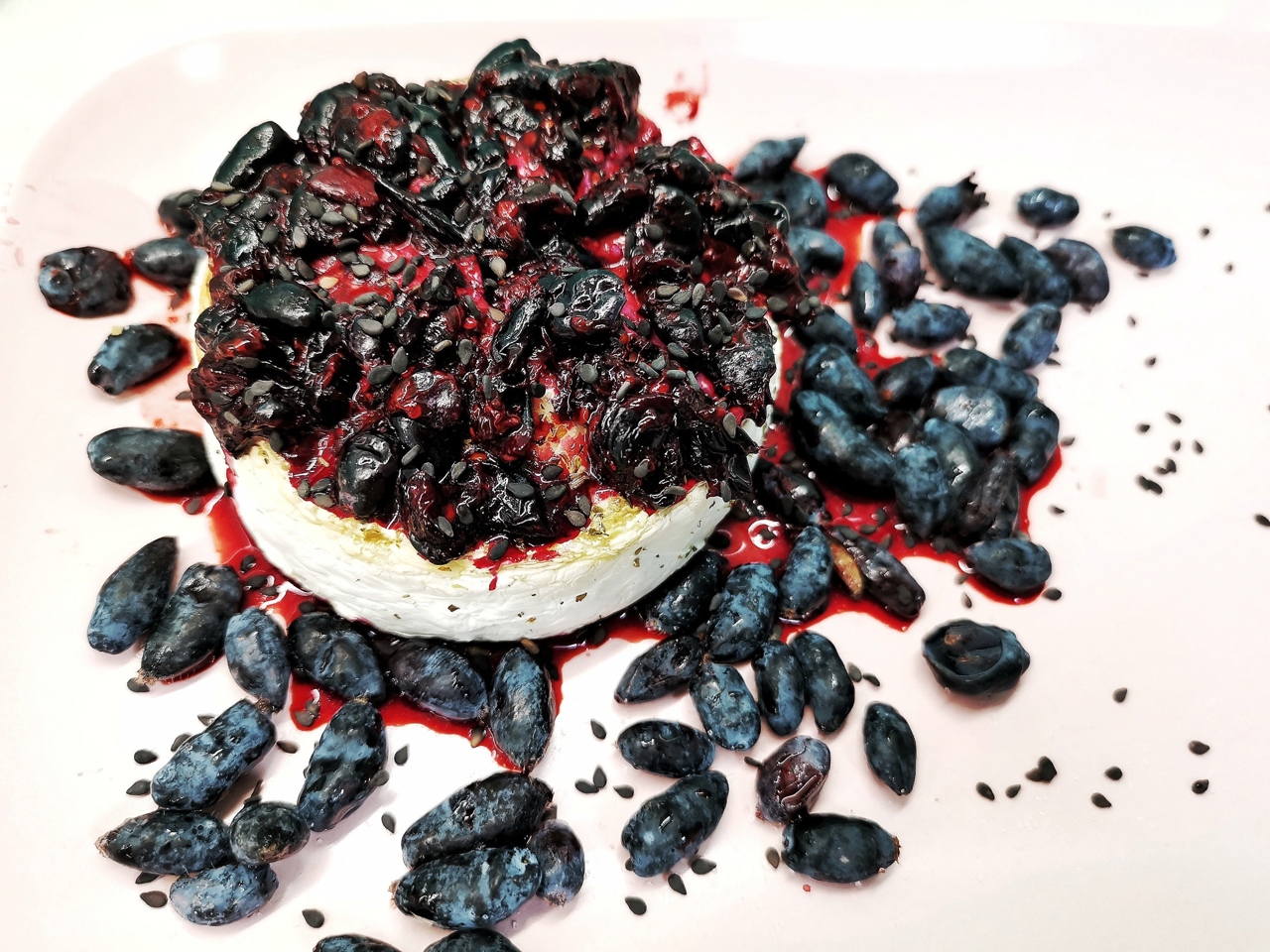 Baked Camembert with Honeysuckle