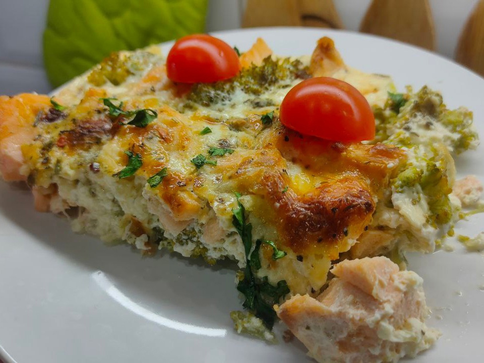 Salmon and Broccoli Casserole