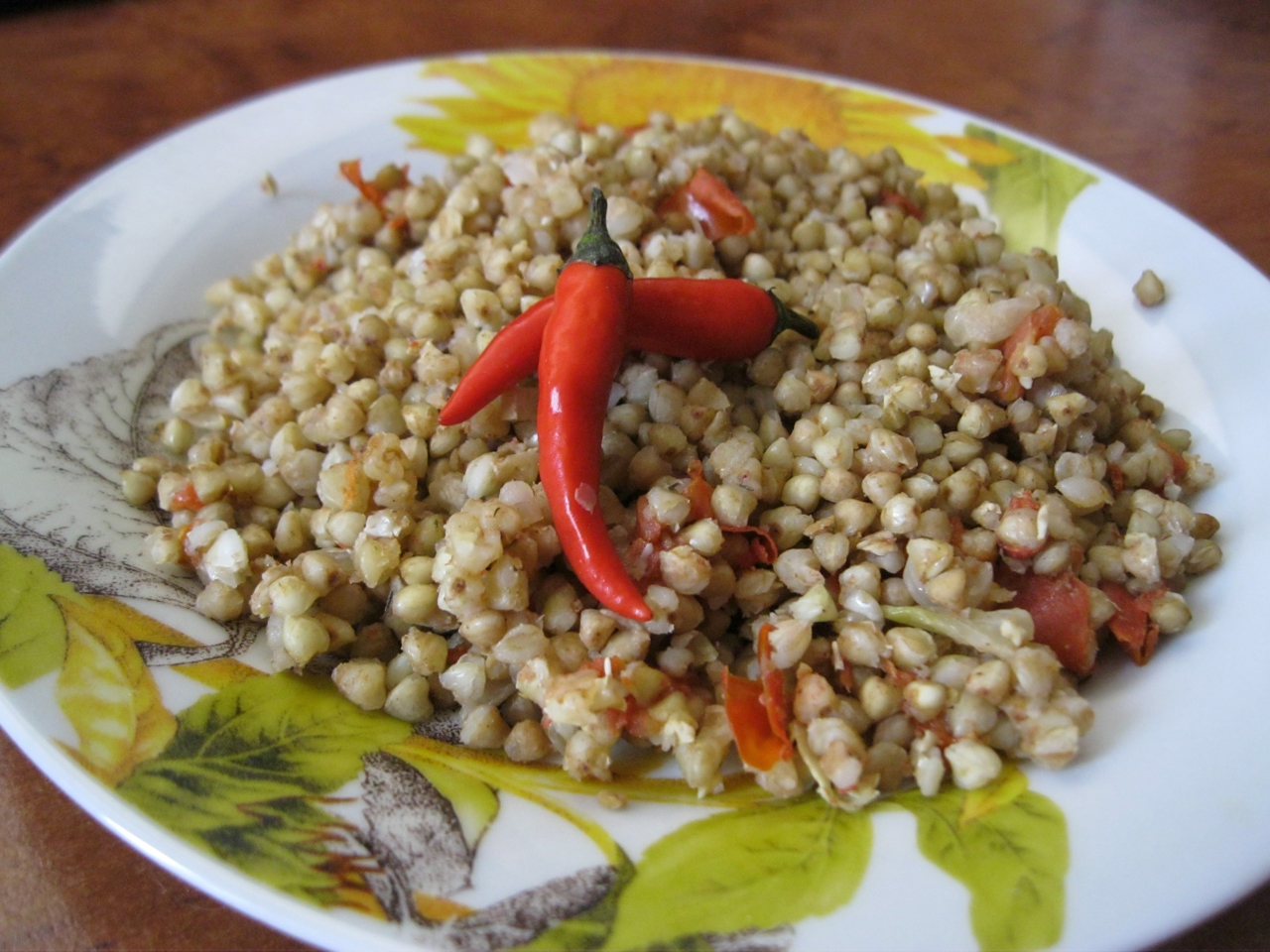 Green Buckwheat with Tomatoes, Onions, and Garlic