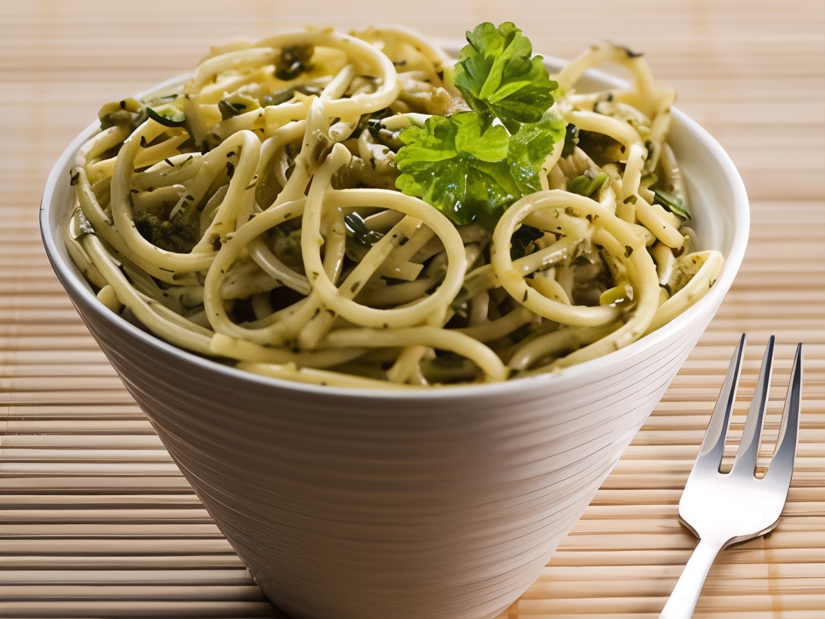 Green Spaghetti with Asparagus and Pine Nut Pesto