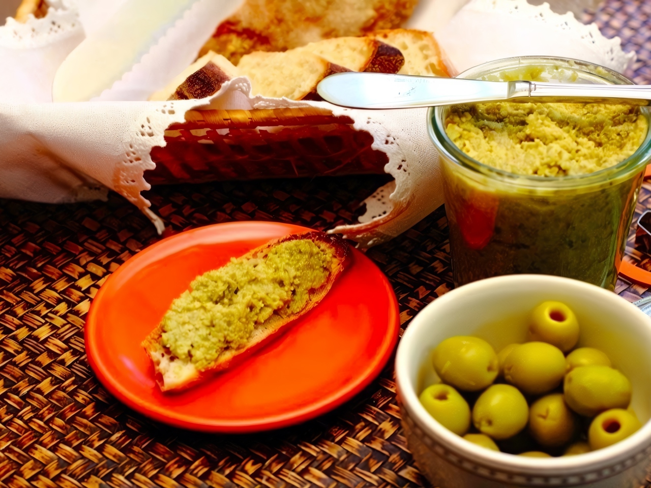 Olive Tapenade with Capers and Anchovies