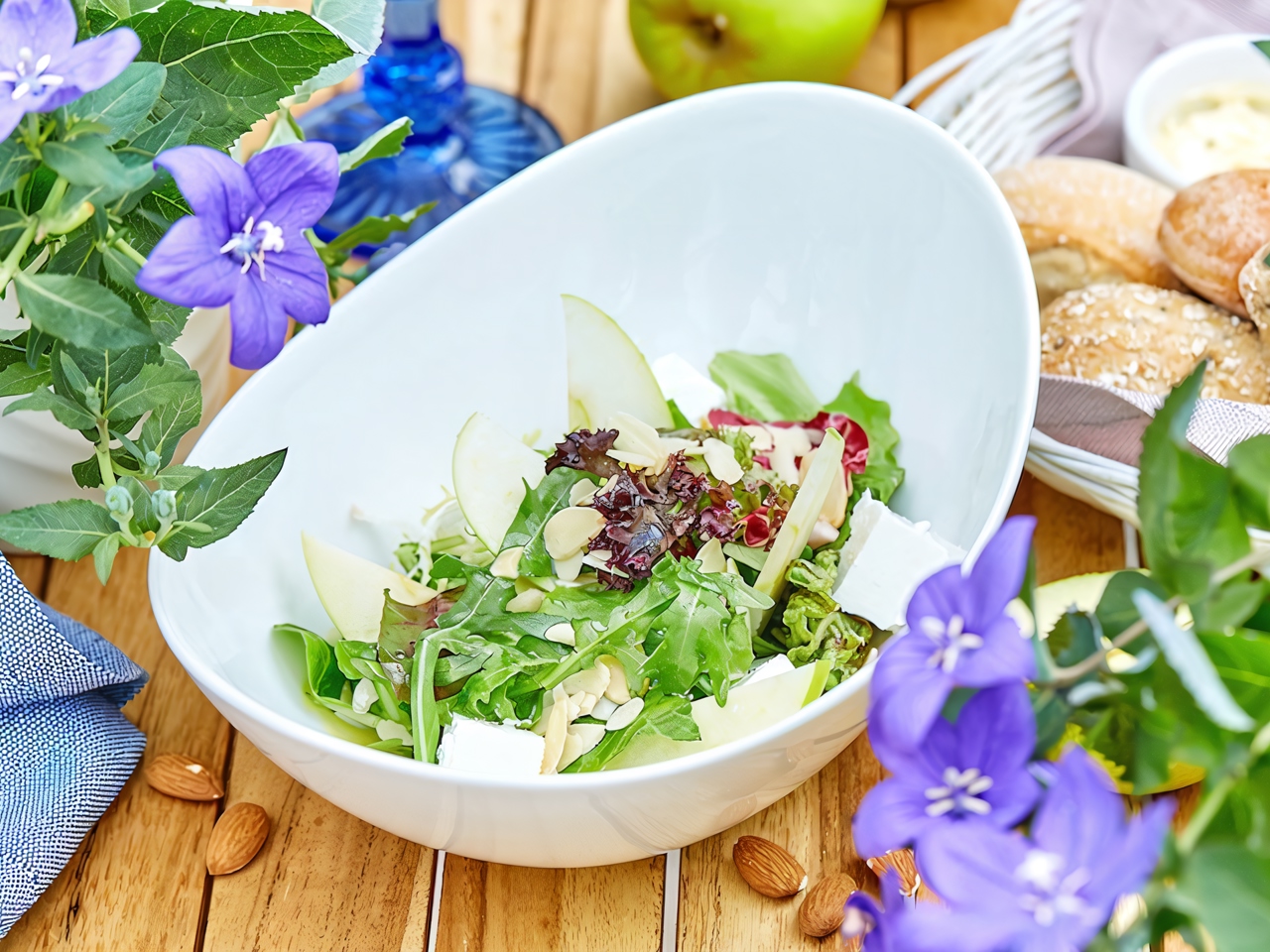 Green Salad with Almonds and Feta Cheese