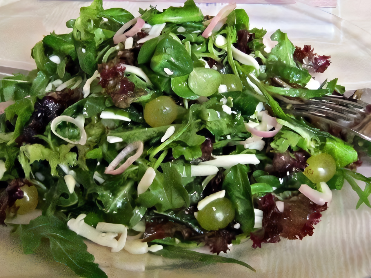 Green Salad with Grapes and Parmesan