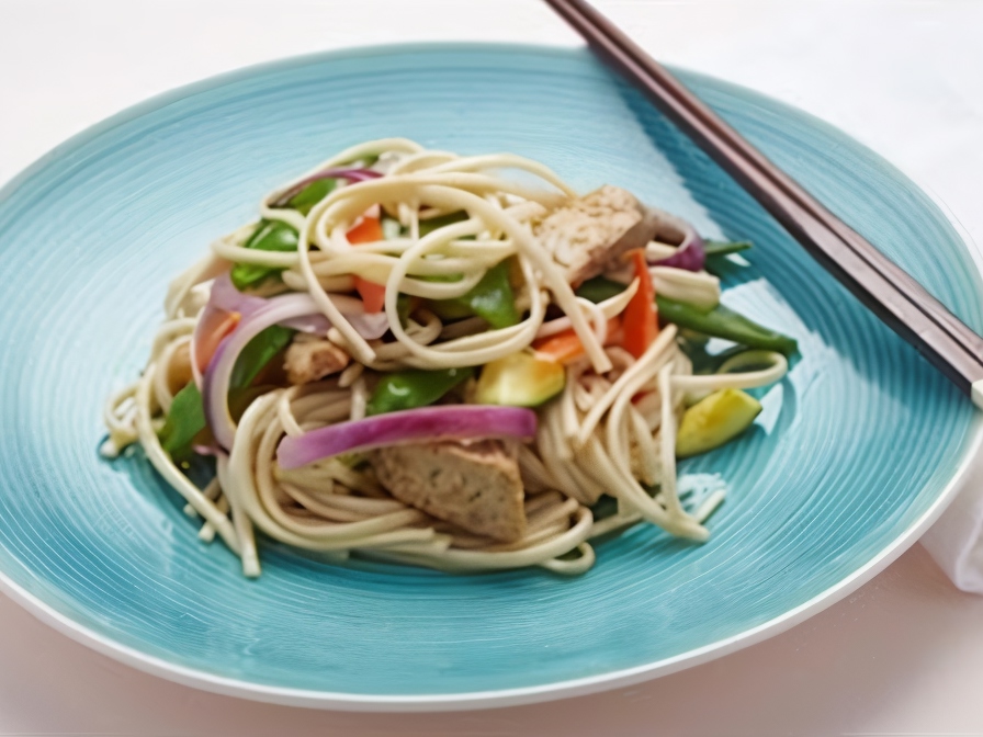 Fried Tempeh and Vegetables with Buckwheat Noodles