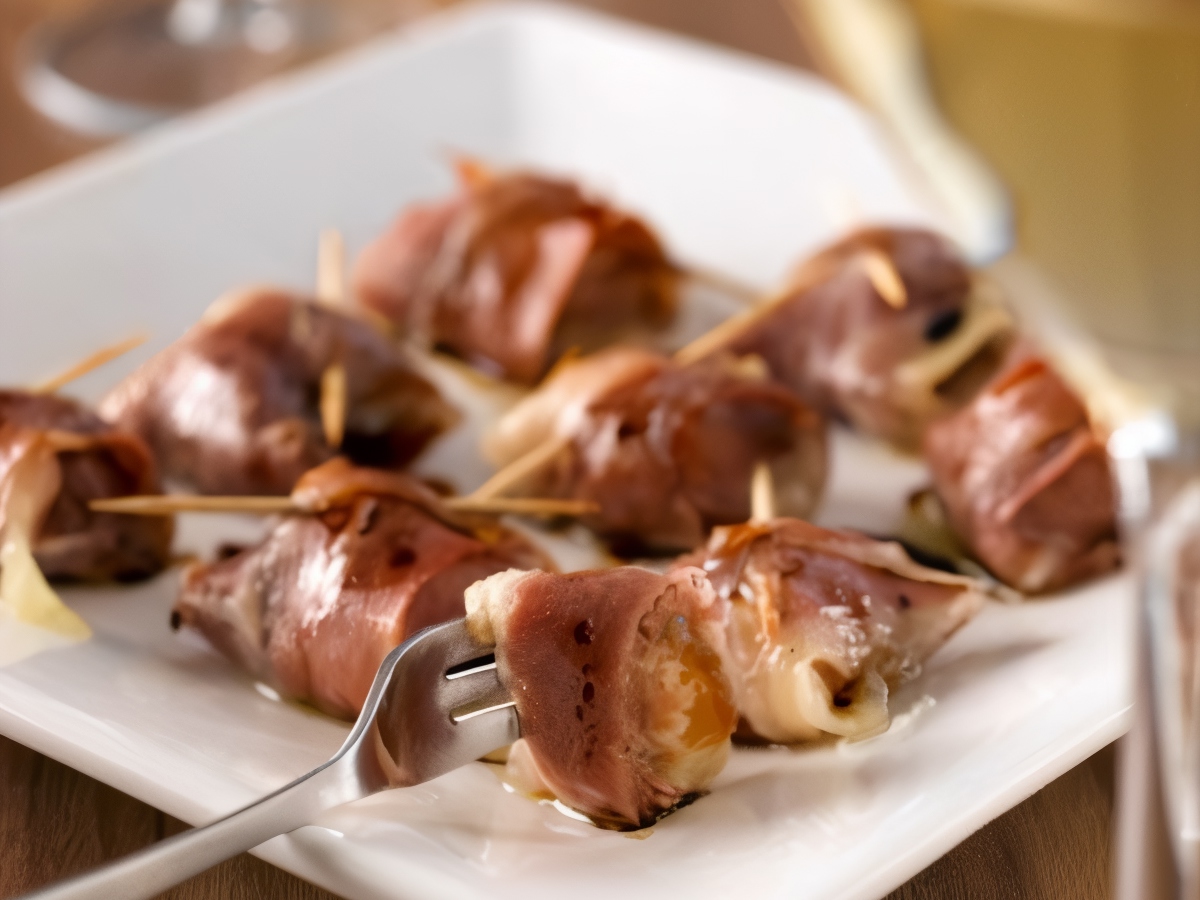 Fried Cheese with Bacon