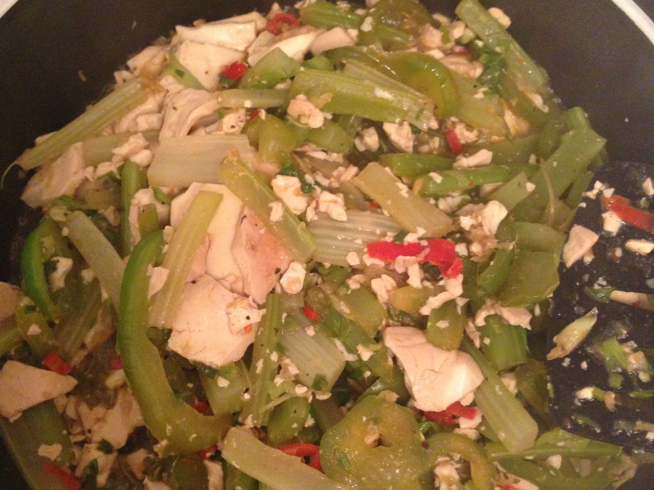 Fried Tofu with Celery and Bell Pepper
