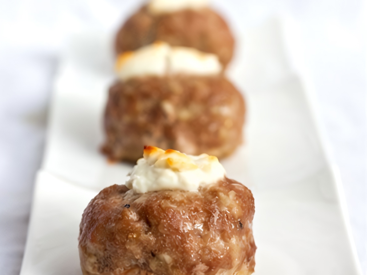 Stuffed Meat Patties with Mushrooms in Mushroom Sauce