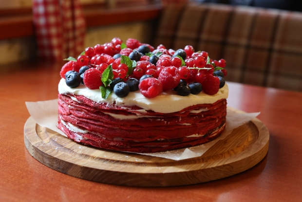 Блинный торт «Красный бархат»