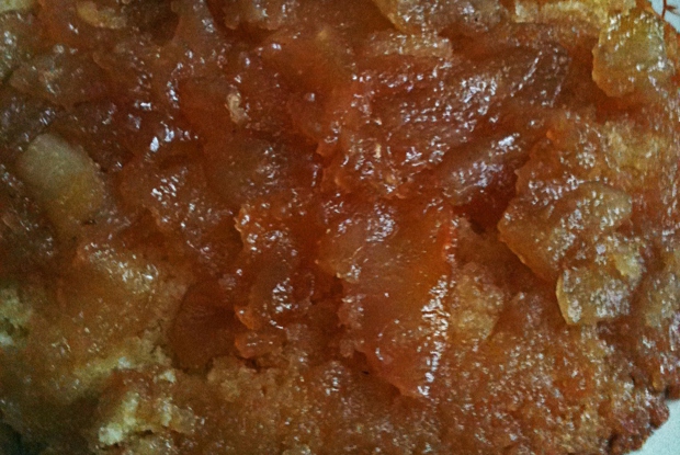 Французский пирог с карамелизованными грушами