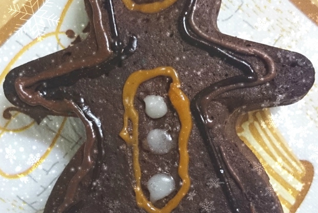 Имбирно-шоколадные бисквитные снеговики