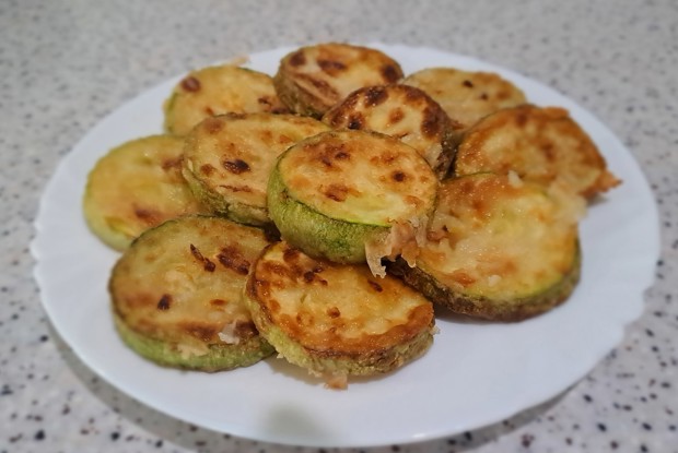 Кабачки на сковороде