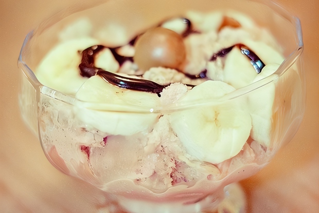 Кофейно-ванильное мороженое с тоффи