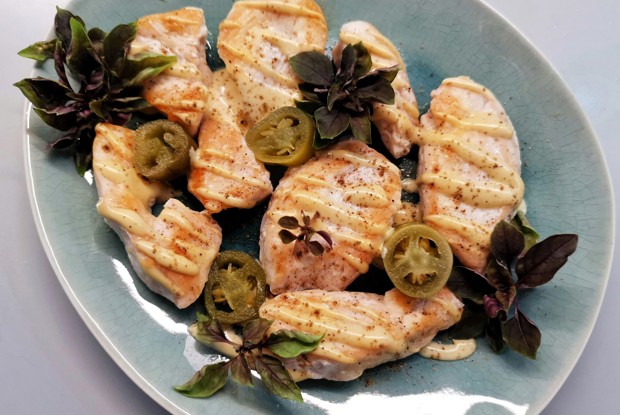 Куриная грудка в соусе