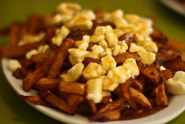 Квебекский пути́н (Poutine)