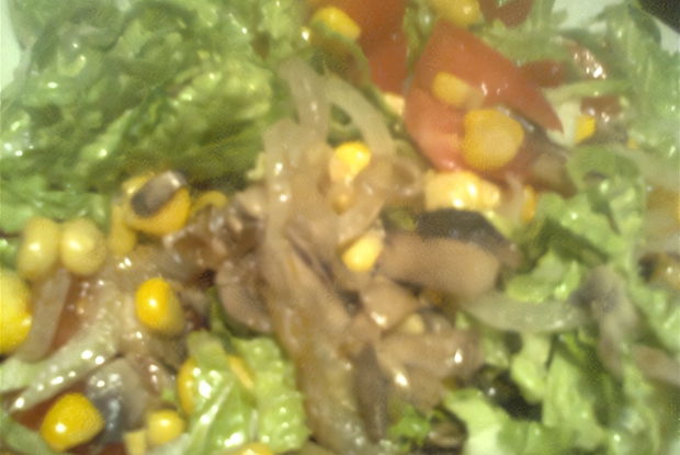 Легкий салат с грибами