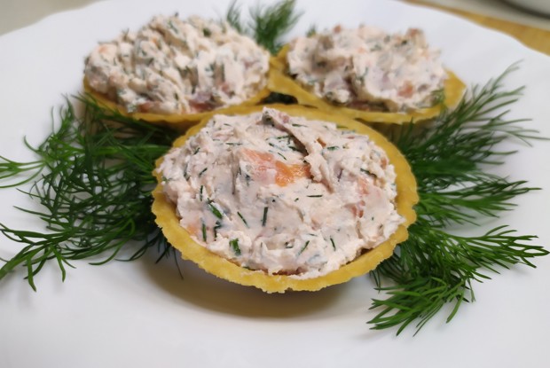 Начинка для тарталеток с красной рыбой и творожным сыром