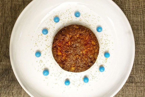 Овсяное печенье с фундуком и яблоком