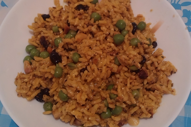 Рис с зеленым горошком (Масала хари матар пулау)