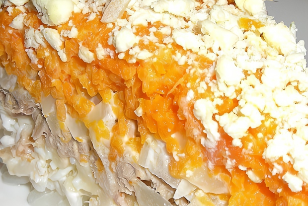Салат «Мимоза» с сыром и яблоками