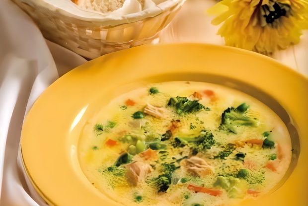 Сливочный суп с зеленым горошком