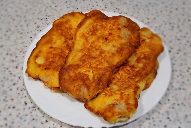 Свиные отбивные в луковом кляре