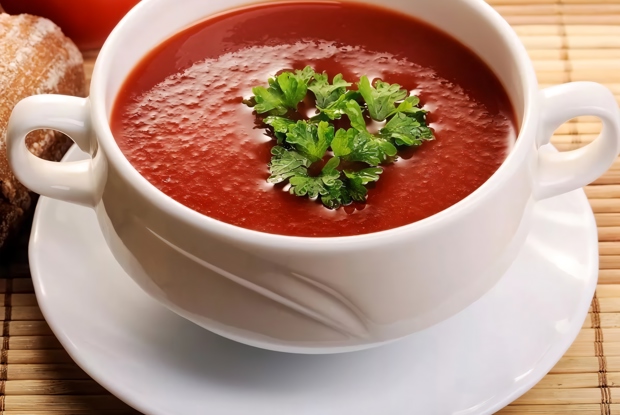 Томатный суп с луком