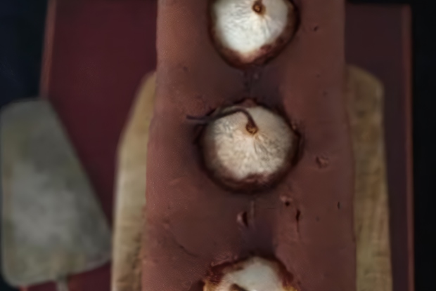 Творожный шоколадный кекс с грушей