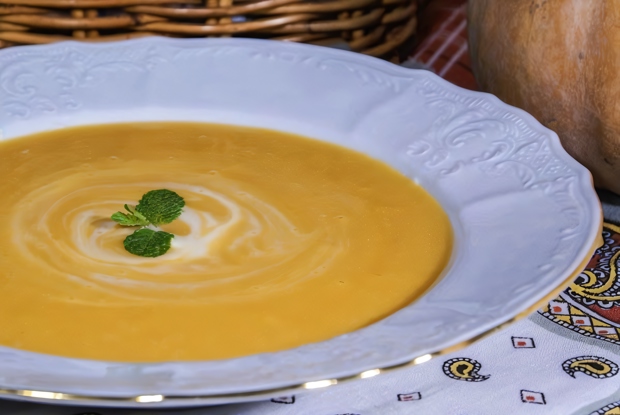 Тыквенно-чесночный крем-суп с молоком