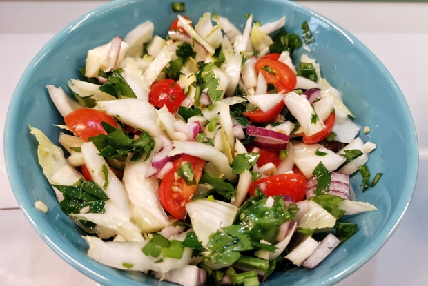 Витаминный овощной салат с щавелем, пошаговый рецепт с фотографиями .