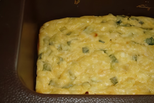 Запеканка из лаваша с сыром и зеленью