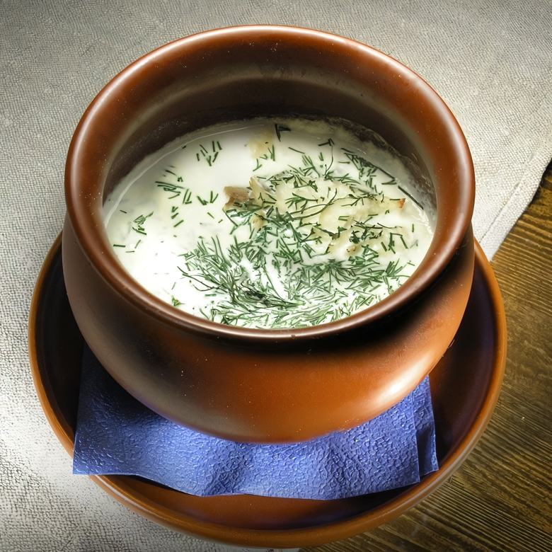 Сырный суп с шампиньонами и вешенками